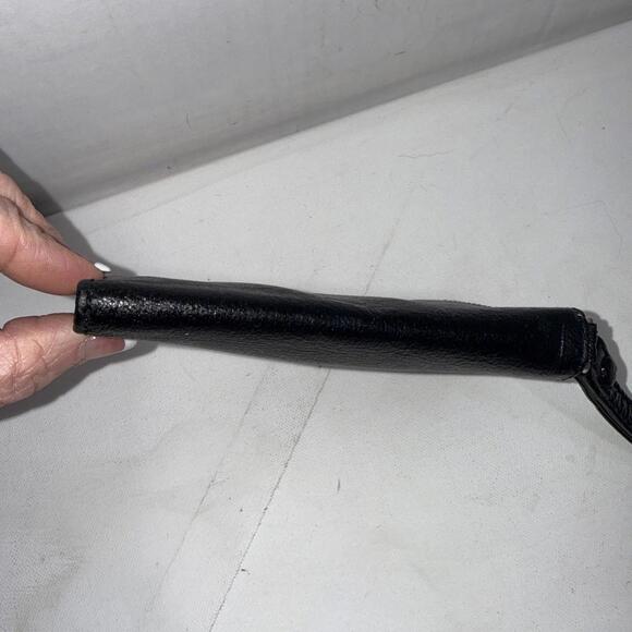 Vintage HOBO INTERNATIONAL Black Patent Leather Folding Wristlet Clutch Wallet - Picture 6 of 15